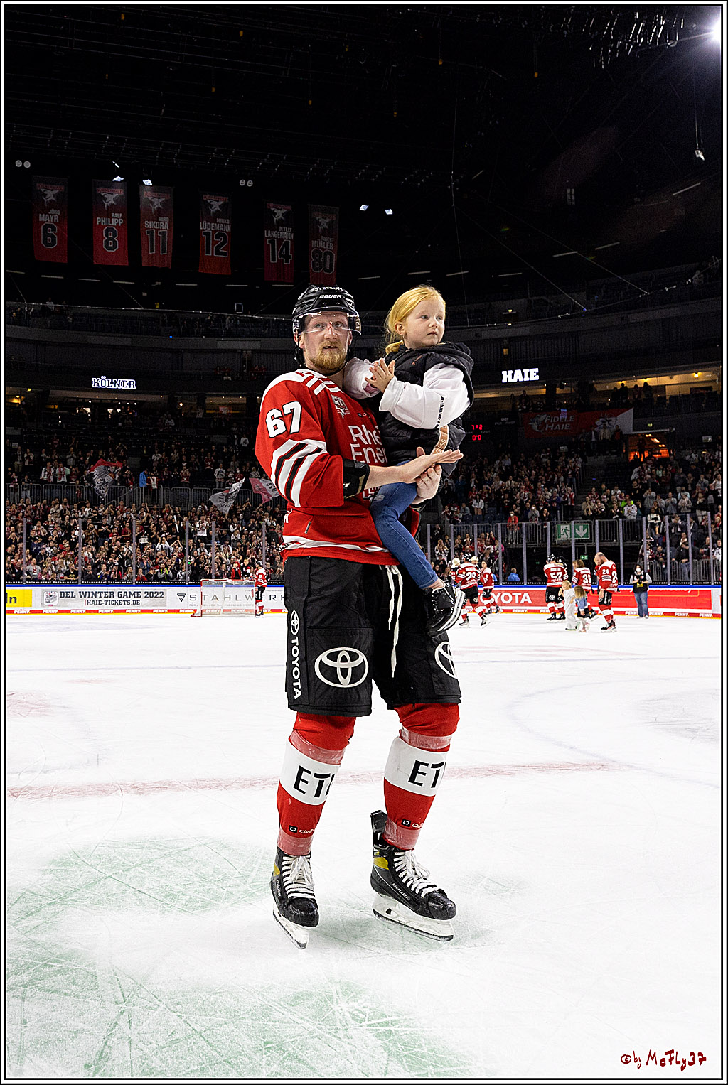 PENNY DEL;  Kölner Haie - Straubing Tigers; Köln, 09.10.2022